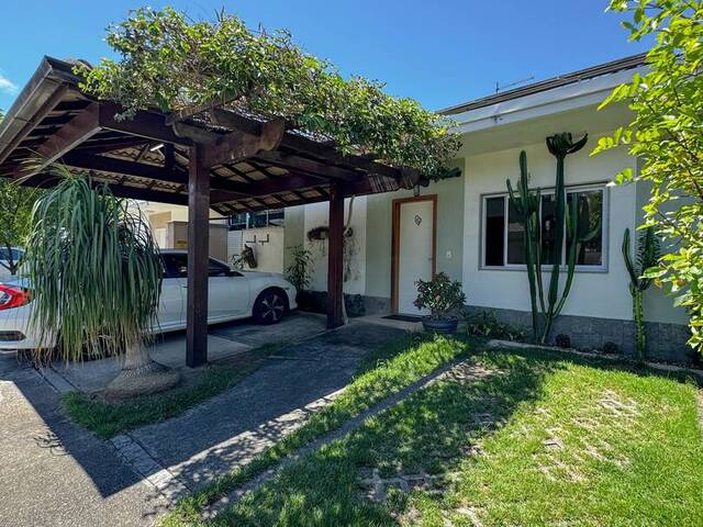 #8 - Casa para Venda em Serra - ES