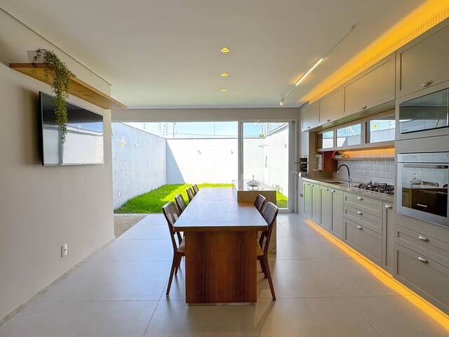 #9 - Casa para Venda em Serra - ES