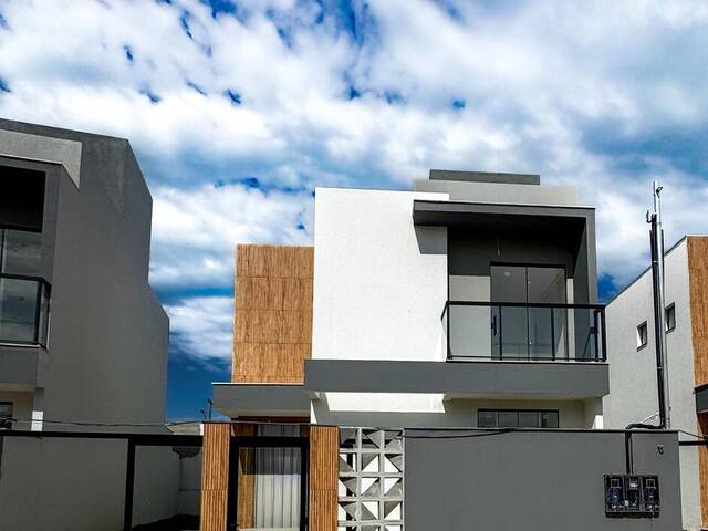 #10 - Casa para Venda em Serra - ES